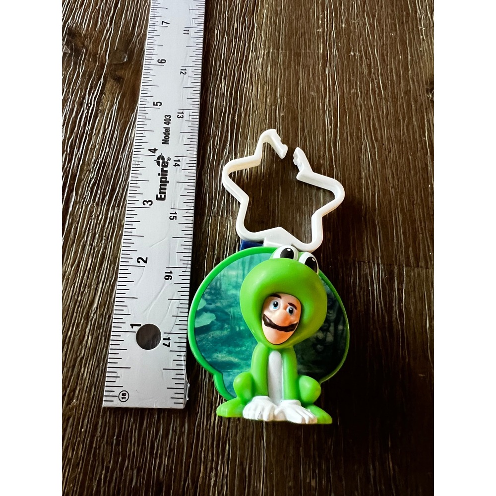 Nintendo Luigi Frog Suit McDonalds Happy Meal Toy Star Clip 2025 Super Mario - Picture 2 of 4